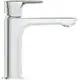 Ein moderner Chrom-Wasserhahn von Ideal Standard mit einem schlanken Design und einem langen Auslauf, der für Waschbecken geeignet ist.